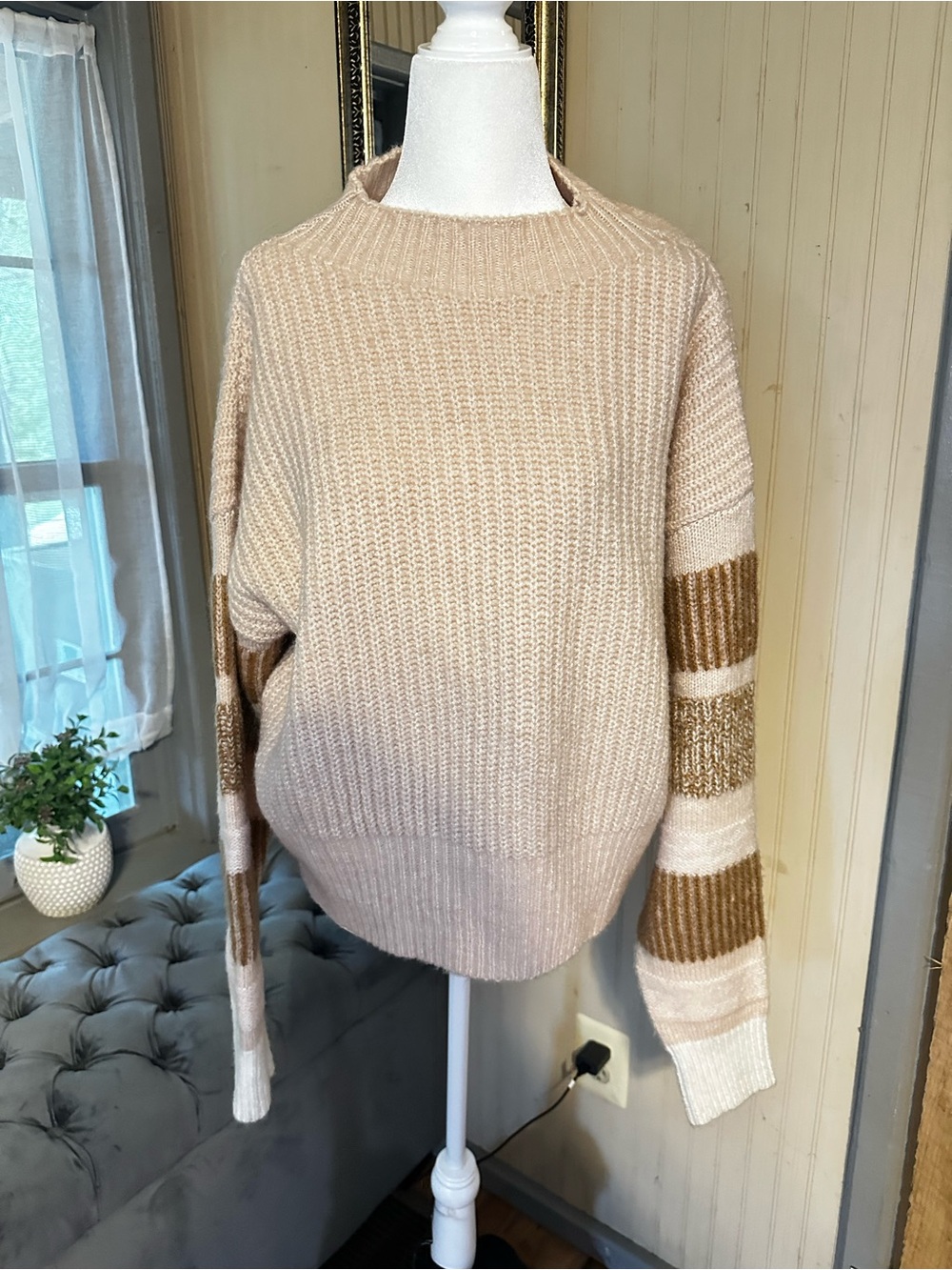 Topshop Chunky Knit Sweater Womens US 12 Beige Stripe Sleeve Oversized Cozy